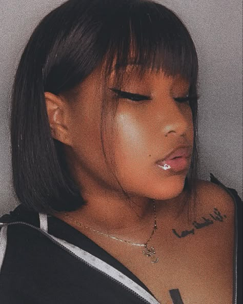 Bob Wig Bangs, Bob With Bangs Lace Wig, Natural Bob With Bangs For Black Women, Short Bobs With Bangs For Black Women, Bangs With Natural Hair, Bang And Bob Black Women, Short Silk Press With Bangs, How To Style Closure Wigs, Bob And Fringe Hairstyles