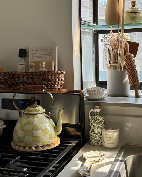 the best kept secret to bringing the southern charm to a coastal home? Mackenzie Childs   Mackenzie Childs, tea kettle, spoon rest, checkered, scalloped, kitchen, southern charm, coastal, morning light, Nancy Meyers, interior design, home, decor, style, neutral, aesthetic Southern Charm Decor, Coconut Latte, Organization By Room, Flat Decor, Nancy Meyers, Kitchen Counter Decor, Neutral Aesthetic, Latte Recipe, Fall Kitchen