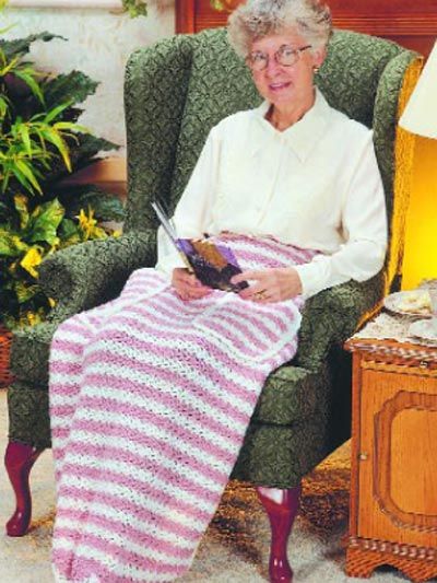 Deluxe Lap Robe  a lap afghan with pockets for the hands and feet Lap Afghan, Afghan Crochet Patterns Easy, Annie's Crochet, Crochet Afghan Patterns Free, Crochet Afgans, Afghan Throw Blanket, Easy Crochet Blanket, Crochet Shawl Pattern Free, Crochet Blanket Afghan