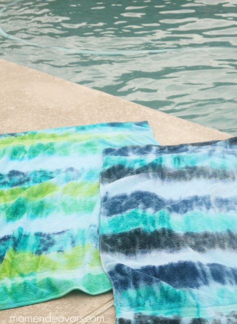 Diy Tie Dye Towels, Tie Dye Towels, Tie Dye Birthday Party, Grandparents Activities, Diy Tie Dye, Shirt Crafts, Tie Die Shirts, Diy Tie Dye Techniques, Tie Dye Birthday