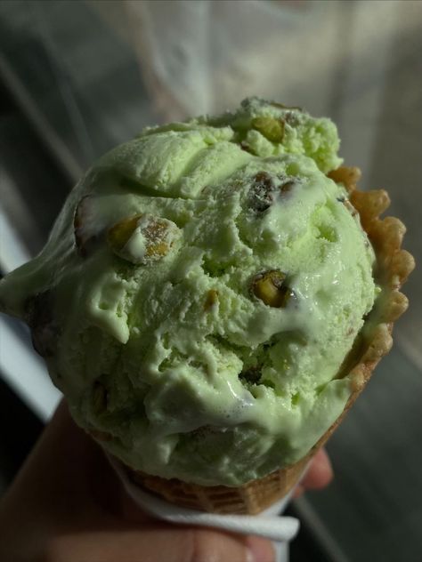 Pistachio Ice Cream Aesthetic, Pistachio Gelato, Pistachio Ice Cream, Royal Elite, Fav Food, Cream Aesthetic, Favorite Food, Green Aesthetic, Delicious Food