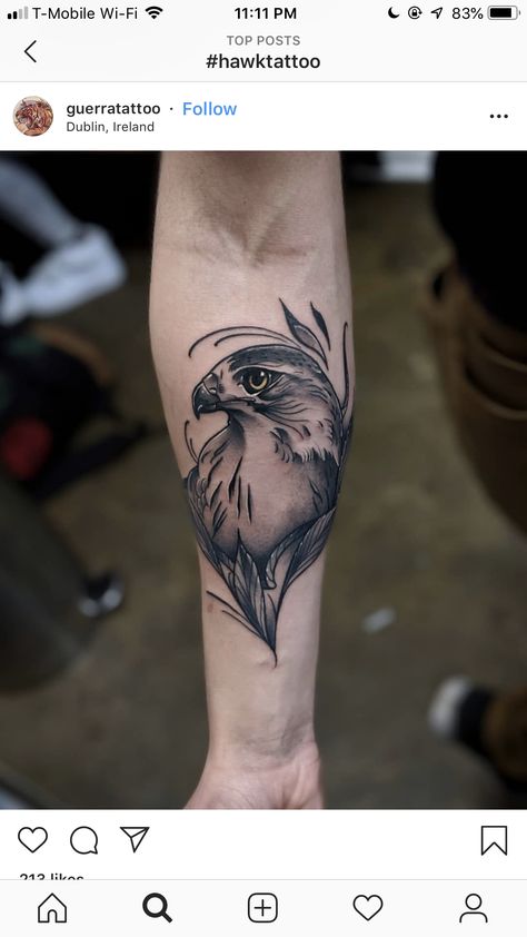 Hawk Head Tattoo, Hawk Tattoos For Women, Sparrowhawk Tattoo, Red Tailed Hawk Tattoo Feminine, Bird Head Tattoo, Falcon Tattoo Feminine, Red Tail Hawk Tattoo, Falken Tattoo, Shoulder Tattoo Placement