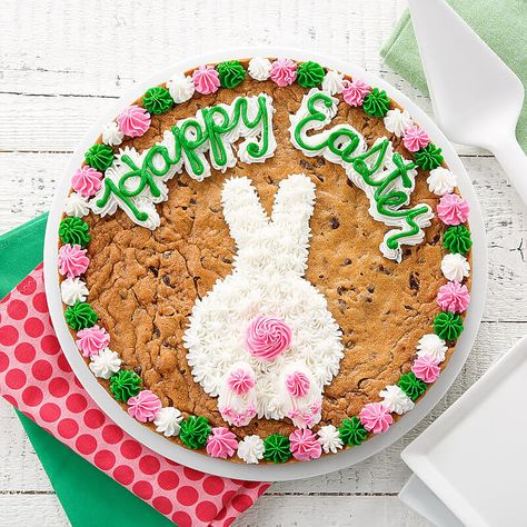 All the Easter-Themed Treats You Need to Fill Your Gift Basket This Year Easter Cake Designs, Easter Cake Easy, Easter Cake Decorating, Easter Cookie Cake, Mrs Fields, Cookie Cake Decorations, Cookie Cake Designs, Easter Snacks, Easter Sweets