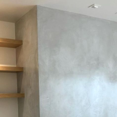 Color Atelier Paint & Plaster on Instagram: "TADELAKT FIREPLACE MAKEOVER 🔥 Mineral-based durable plaster, suitable for wet areas such as shower walls. We also love it when it’s used for decorative dry area applications 💫
-
Tadelakt color is Greystone. Clear Wax is applied on top as a protective topcoat. Learn more and order at coloratelierpaint.com
-
#ColorAtelier #tadelakt #plaster #fireplace #fireplacemakeover #naturalmaterials #MadeinUSA #ecofriendly #lime #minerals #architecturalfinishes #handcrafted #texturedwalls #plasterwalls #sustainablehome #organicmodern #homedecor #interiordesign #architecture" Tadelakt Fireplace, Tadelakt Plaster, Atelier Paint, Color Atelier, Plaster Fireplace, Shower Walls, Fireplace Makeover, Plaster Walls, Sustainable Home