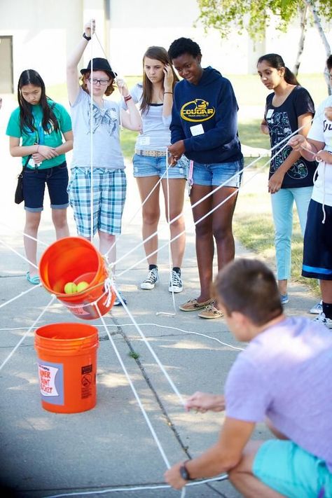 Toxic waste activity. Find instructions here: http://www.wilderdom.com/games/descriptions/ToxicWaste.html                                                                                                                                                      More Basketball Promposal, Teamwork Activities, Elementary School Principal, Problem Solving Activities, Team Building Games, Youth Games, Youth Group Games, Youth Activities, Building Games