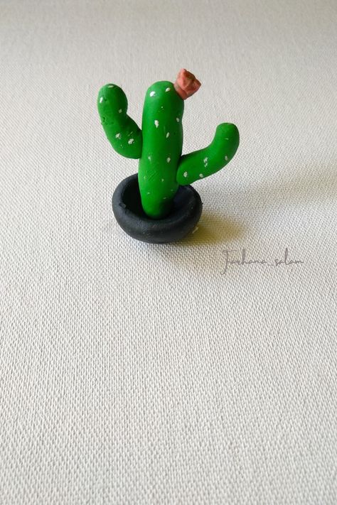 Cactus Clay, Clay Cactus, Clay Inspo, Diy Air Dry Clay, Mini Cactus, Clay Crafts Air Dry, Clay Miniatures, Molding Clay, Soft Air