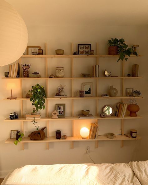 If you’re looking for me, i’m here 😇 . . . . #bedroom #bedroomtour bedroom inspo #inspo #inspohome #aesthetics #ａｅｓｔｈｅｔｉｃ diy shelf #diy makeover teen #bedroomdesign #bedroomdecor Ledge Decorating Ideas Bedroom, Bedroom Wall Decor Shelves, Burhult Shelf Ideas, Bedroom Bookshelf Ideas Aesthetic, Shelfs Bedroom Aesthetic, Floating Shelf Decor Bedroom, Wall Shelf Aesthetic, Book Shelves In Bedroom, Aesthetic Shelf Decor