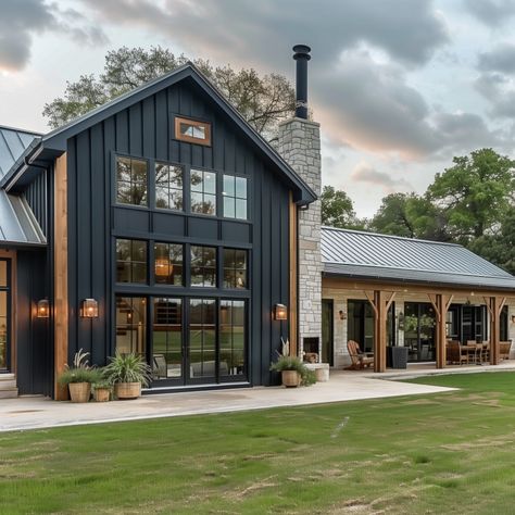 Barndominium Interior, Barn Homes Floor Plans, Barn House Design, Barndominium Plans, Barn Style House Plans, Modern Barn House, Casa Exterior, Inspire Me Home Decor, Barn Style House