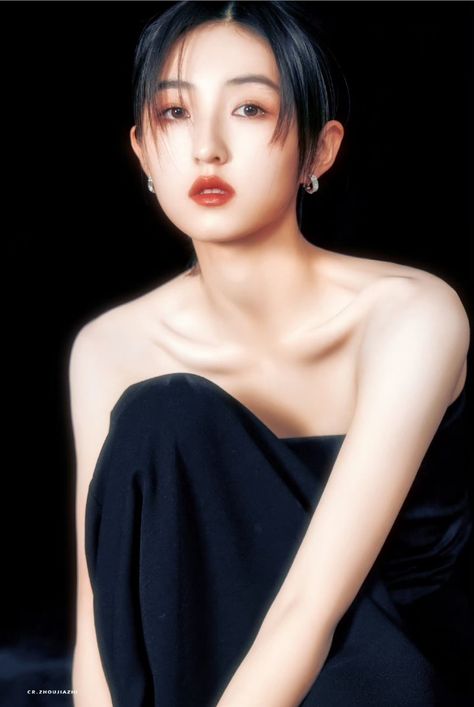 Zhang Zifeng, Beautiful Photo, Makeup Ideas, Makeup, Quick Saves, Beauty, Make Up, Make Up Ideas