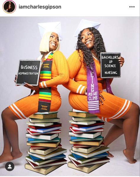 African American Graduation Cap Ideas, Best Friend Graduation Pictures Black, Two Person Graduation Pictures, Graduation Shoot Ideas, College Grad Pictures, Nursing Graduation Pictures, Graduation Shoot, Graduation Pic, College Graduation Pictures Poses