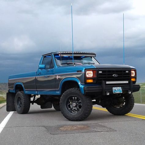 Love that color combo Nature, Bullnose Ford, Baby Trucks, Ford F150 Custom, 79 Ford Truck, 1979 Ford Truck, Diesel Trucks Ford, Country Trucks, Dream Trucks