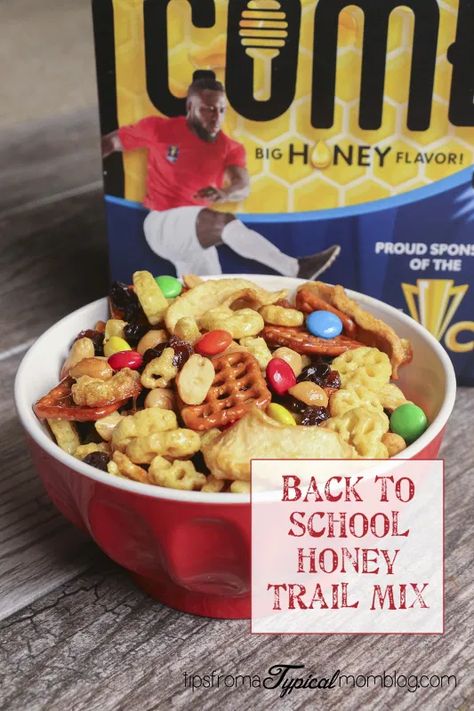 After School Honeycomb Apple Snack Mix + $25 Gift Card Giveaway - Tips from a Typical Mom Easy Kid Friendly Snacks, Sweet Snack Mix Recipes, Sweet Snack Mix, Snack Mix Recipe, Apple Snacks, Real Honey, After School Snack, Family Friendly Recipes, Salty Treats