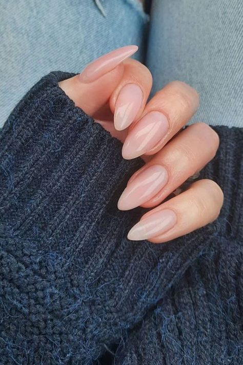 Nails After Acrylics, Long Natural Nails, Bridesmaids Nails, Nude Nail Polish, Cute Simple Nails, Nude Nail Designs, Almond Shape Nails, Classic Nails, Clean Nails