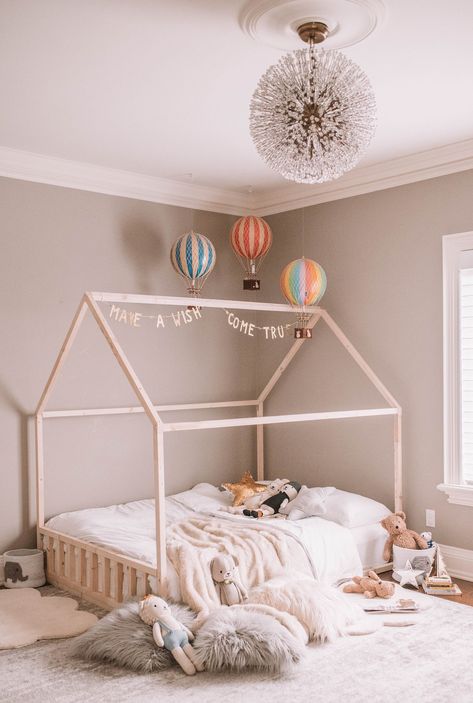 Interior Design Inspo Montessori House Bed Diy, Kids Room Queen Bed, House Bed Girls Room, Floor Bed With Rails, Montessori Approach, Toddler House, Bed Frame Twin, Montessori House Bed, House Bed Frame