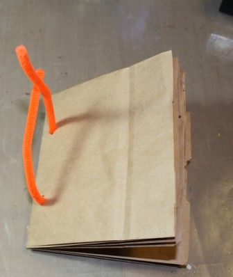 Tutorial: Brown Bag Art Journal Diy Art Journal, Make A Notebook, Paper Bag Books, Homemade Journal, How To Make A Paper Bag, Vintage Journals, Paper Bag Album, Paper Bag Scrapbook, Paper Sack