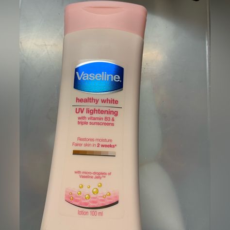 Lotion With Uv , White And Smooth. Vaseline Whitening Lotion, Vaseline Lotion Whitening, Moisturizer Vaseline, Vaseline Oil, Vaseline Products, Clear Skin Products, Vaseline Healthy White Uv Lightening, Vaseline Body Lotion, Basic Hygiene