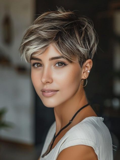 2024 Short Hairstyles: Cute Cuts, Easy Styles, Elegant Looks for All Short Cuts For Straight Hair, Short Stylish Haircuts, Ash Ombre, Choppy Hairstyles, Mom Hair, Chic Short Haircuts, Medium Bob Haircut, Sassy Haircuts, Textured Pixie Cut