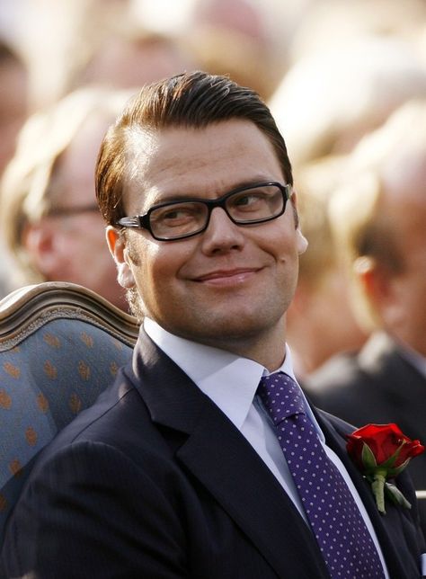 le prince Daniel de Suède Kroonprinses Victoria, Victoria Prince, Prince Daniel, Familia Real, Swedish Royals, European Royalty, Crown Princess Victoria, Princess Victoria, Crown Princess