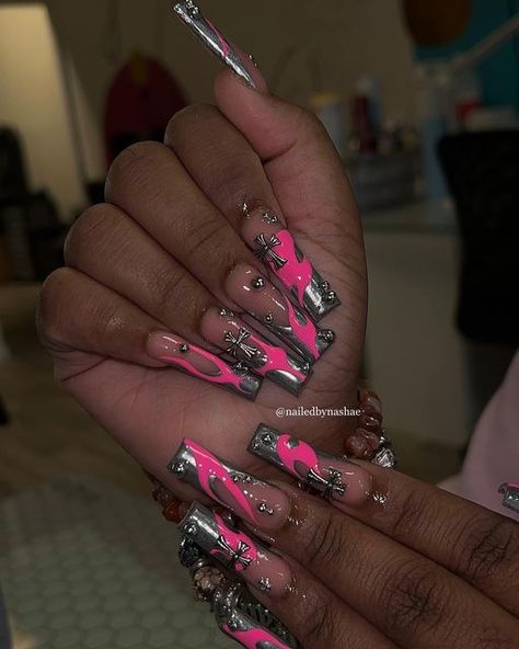 Vacation Nails Long, Nail Sets Acrylic, Luxury Nails Design, French Tip Nails Y2k, Birthday Sets Nails, Nails Acrylic Y2k, Nail Inspo Vacation, Y2k Nails Acrylic, Nails For Baddies