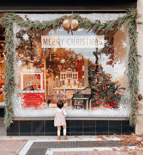 ⭒ c r y ѕ т α l ⭒ on Instagram: "This window display are what Christmas dreams are made of!😍✨🎄 Thank you @jordandunaway for sharing this magical little shop! It was worth the drive!❤️🎅🏼" Christmas Window Display Retail, Christmas Shop Window, Window Display Retail, Christmas Window Display, What Is Christmas, Christmas Feeling, Christmas Shop, Christmas Travel, Shop Window Displays