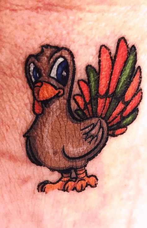 Thanksgiving Tattoo Design Images (Thanksgiving Ink Design Ideas) Thankful Tattoo Ideas, Thanksgiving Tattoo Ideas, Thanksgiving Flash Tattoo, Small Turkey Tattoo, Turkey Tattoo Ideas, Traditional Turkey Tattoo, Deer And Turkey Tattoo, Turkey Feathers Tattoo, Turkey Tattoo