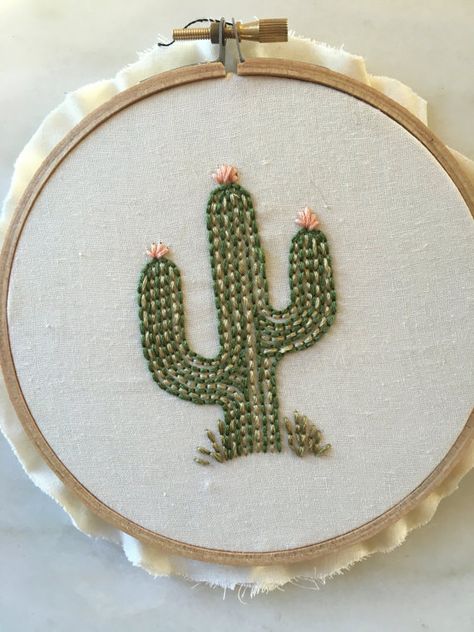 Cactus embroidery hoop/ Embroidery Art by ThreadsInstead on Etsy Cactus Embroidery, Hoop Embroidery, Pola Kristik, Embroidery Patterns Vintage, Pola Sulam, Cute Embroidery, Simple Embroidery, Sewing Embroidery Designs, 자수 디자인