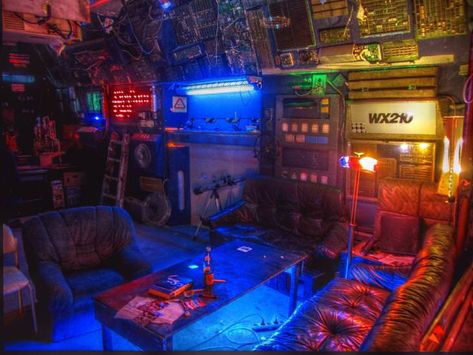 A fairly large collection of Location Art - Album on Imgur Cyberpunk Bar, Cyberpunk Interior, Cyberpunk Room, Punk House, Art Cyberpunk, Neon City, Sci Fi Environment, Games Design, Neon Room