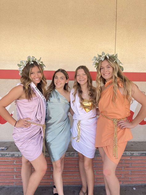 Senior Toga Ideas, Senior Painted Jeans, Toga Party, Painted Jeans, Football