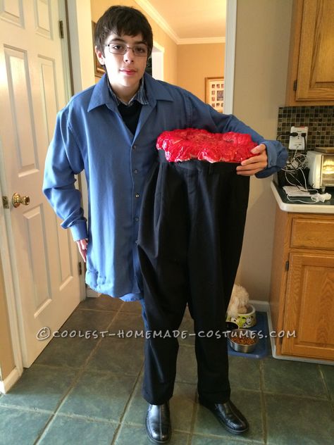 Cool Illusion Costume: Half the Man I Used to Be!... Coolest Homemade Costumes Illusion Costumes, Best Diy Halloween Costumes, Purim Costumes, Halloween Things, Homemade Costume, Costume Tutorial, Homemade Halloween Costumes, Diy Kostüm, Halloween Ii