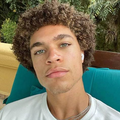 Brian Whittaker, 29 June, Love Island, Creative People, Cam Girls, Uganda, Black Men, The Past, Black And Red