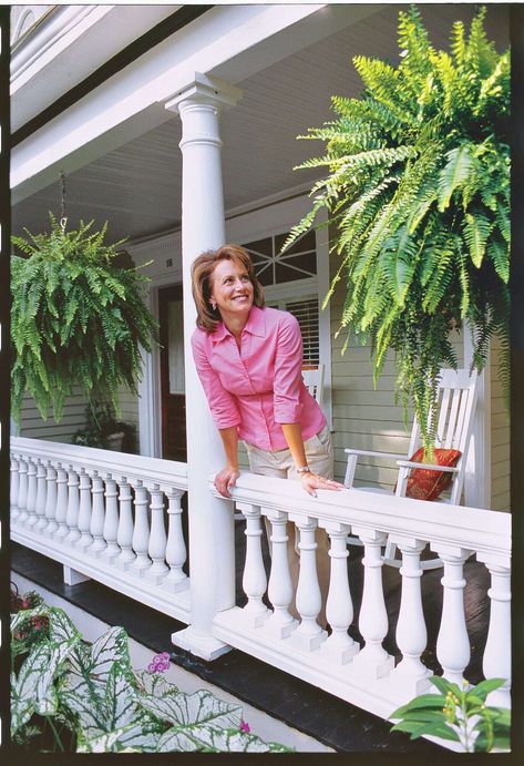 Five Great Ferns Lanai Makeover, Porch Ferns, Macho Fern, Garden Ferns, Hanging Ferns, Capira, Gardening Indoors, Porch Plants, Boston Fern