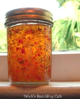 Drick's Rambling Cafe: Hot Pepper Jelly Heathers Garden, Canning Jams, Pickled Foods, Pepper Jelly Recipes, Preserving Recipes, Wine Jelly, Pepper Relish, Hot Pepper Jelly, Canning Ideas