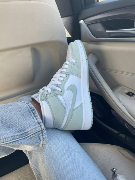 Seafoam Jordan 1s Outfits, Cute Green Shoes, Nike Dunk High Outfit, Air Jordan Green, High Top Nike Shoes, High Top Sneakers Outfit, Nike Dunks High, Zapatillas Nike Air Force, Nike Dunks Low