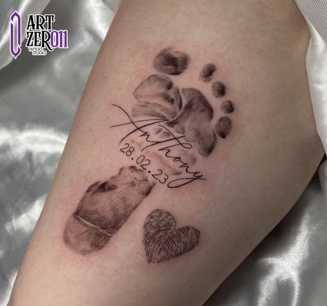 Teddy Name Tattoo, Newborn Handprint Tattoo Ideas, Baby Print Tattoo Ideas, Tattoo Ideas For New Moms, Baby Tattoo Ideas For Mom, Tattoos For First Born, Still Born Baby Tattoos, Tattoo Ideas For Baby, Newborn Footprint Tattoo Ideas