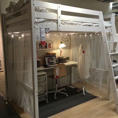 Cute Room Loft Bed, Loft Bunk Beds With Desk, Cute Room Ideas Aesthetic Loft Bed, Room Decor Bedroom Loft Bed, Small Bedrooms With Loft Beds, Loft Beds For Small Rooms Teenagers Hanging, High Bed Small Room Aesthetic, Double Deck Bed Aesthetic, Bunk Bed With Space Underneath