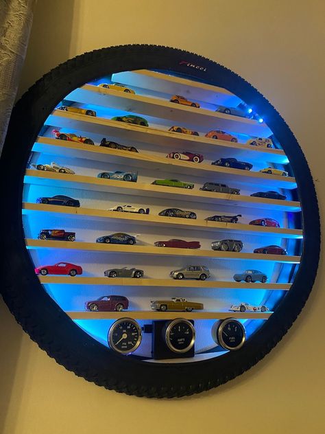 Tyre Shelf 26 Toy Car Tire Display With Dials Voltage - Etsy Morocco Toy Car Display, Hot Wheels Storage, Toy Car Storage, Car Display, Toy Shelves, Push Toys, Display Wall, Natural Toys, Wall Art Etsy