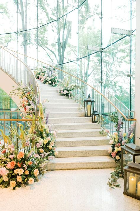 Birmingham Museum of Art – Alabama Wedding – Southern Wedding Florist | Saag Wedding Birmingham Al Wedding Venues, Birmingham Museum Of Art Wedding, Wedding Venue Staircase, Modern Art Museum Wedding, Fernbank Museum Wedding, Dentist Party, Stairs Flowers, Stair Decorations, Museum Wedding Reception