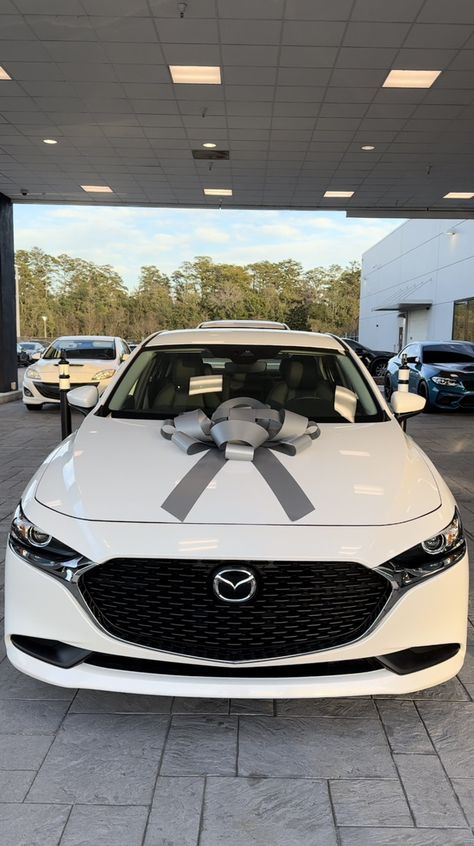 White Mazda Cx5, Mazda Cx5 2024, Mazda Cx5 White, White Cars Aesthetic, New Car Vision Board, White Car Aesthetic, Mazda Aesthetic, Mazda Cx5 Interior, Mazda 3 White