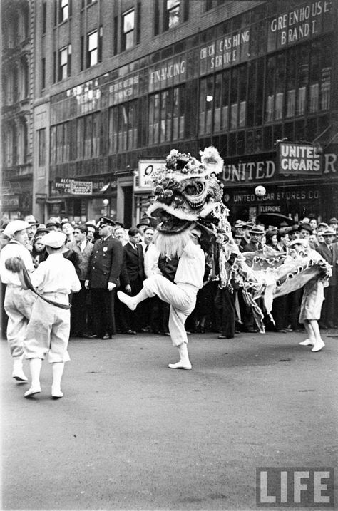 Black and White Photographs of Chinese Humiliation Parade in NYC, May 1938 ~ Vintage Everyday Chinese People, Vintage Everyday, Black And White Photographs, Twenty One, The Twenties, York City, New York City, New York, Black And White