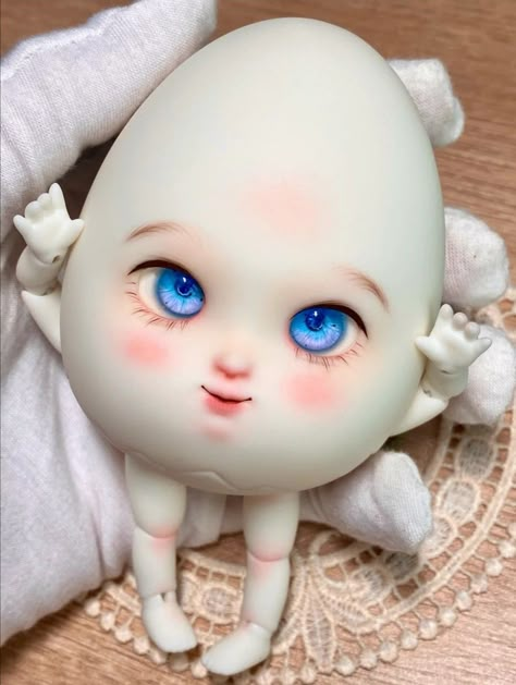 Creepy Cute Fashion, Bjd Dolls Girls, Cute Egg, Cocoppa Wallpaper, Dolls Cute, Diy Doll Miniatures, Fantasy Art Dolls, Kawaii Doll, Humpty Dumpty