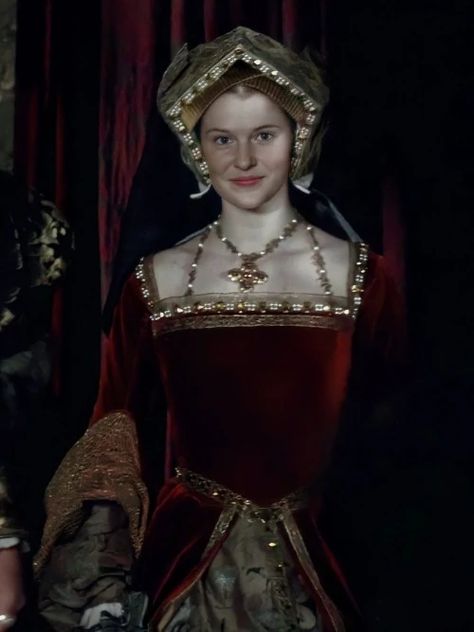 Tudor Fashion Women, 16 Century Fashion, The Tudors Costumes, The Other Boleyn, Tudor Dress, Philippa Gregory, Tudor Fashion, The Other Boleyn Girl, Tudor Costumes