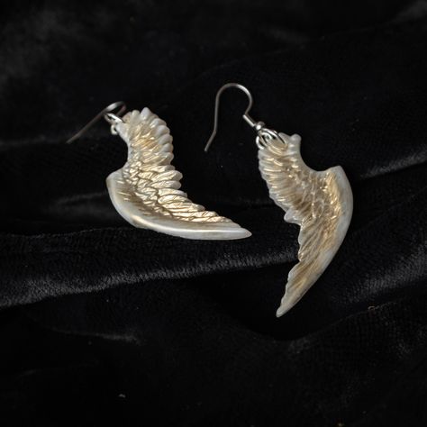 ✨ Gorgeous Handmade Resin Angel Wing Earrings! ✨ Elevate your style with these stunning resin angel wing earrings, meticulously crafted for the ultimate gothic elegance. Perfect for any alternative fashion lover! 🛒 Get yours from my Etsy store, linked in my bio. 💖 #Goth #Gothic #Jewelry #Alternative #GothJewelry #Angel #AngelWings #Earrings #Resin #Gold #GothicEarrings #DarkAltars #HandmadeJewelry #darkaltars Resin Angel Wings, Alternative Earrings, Jewelry Alternative, Gothic Elegance, Earrings Gothic, Angel Earrings, Alternative Jewelry, Angel Wing Earrings, Gothic Earrings