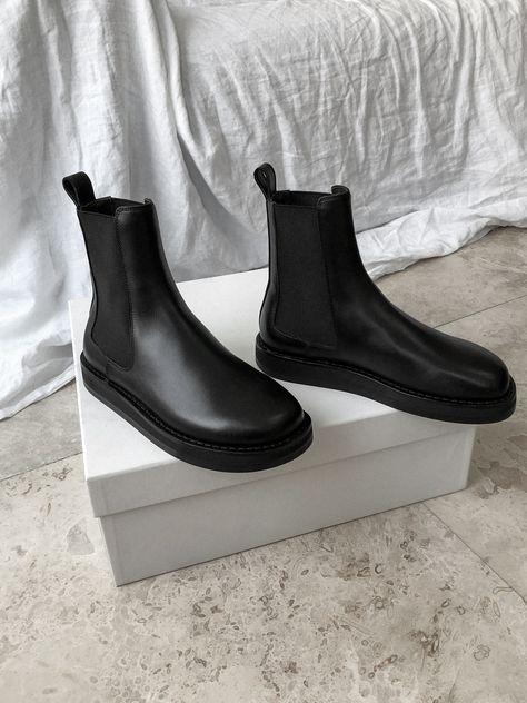 figtny.com | Luxe Lounging #MyTheresa #TheRow #figtny Boots Aesthetic Men, Chealsea Boots, Casual Sneakers For Men, Boots Men Outfit, Shoes Aesthetic, Black Men Fashion Swag, Fitness Wear Outfits, Man Shoes, Sneakers Looks