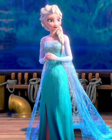 Elsa Costume Women, Elsa Photos, Elsa Frozen Costume, Princess Dress Fairytale, Disney Princess Facts, Elsa Pictures, Frozen Elsa Dress, Elsa Cosplay, Frozen Sisters