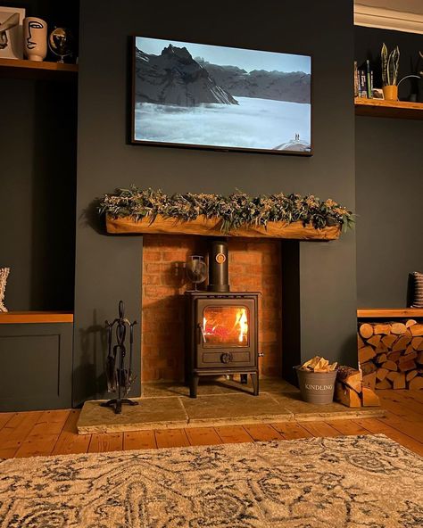 Brick Fireplace Log Burner, Above Fireplace Ideas, Wood Burning Stoves Living Room, Tv Above Fireplace, Log Burner Living Room, Dream Fireplace, Tv Over Fireplace, Cottage Fireplace, Built In Shelves Living Room