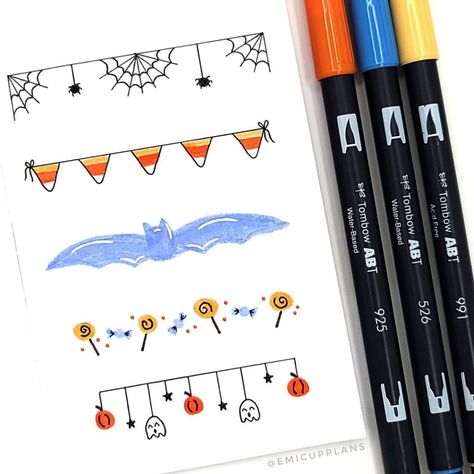 Halloween Dot Journal Ideas, Oct Bullet Journal, October Doodles Bullet Journal, Divider Doodles, Bullet Journal Halloween Theme, Halloween Dividers, Halloween Hand Lettering, October Doodles, Border Doodles