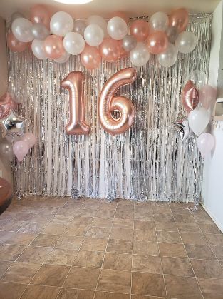 Sweet 16 Birthday Ideas Decor, Sweet 16 Party Ideas For Girls 16th Birthday Themes, Sweet 16 Birthday Decorations, Sweet 16 Simple Party Ideas, 16th Birthday Backdrop Ideas, 16 Birthday Decoration Ideas, 16th Birthday Decorations At Home, Deco Anniversaire Rose Gold, 16th Birthday Balloon Ideas