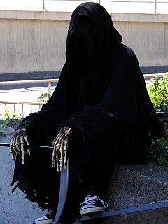 Grim Reaper Sensenmann Tod Cosplay Grim Reaper Cosplay, Reaper Cosplay, Dracula's Brides, Bram Stoker's Dracula, Carmen Sandiego, Steampunk Cosplay, Bram Stoker, Vampire Hunter, Joker And Harley Quinn