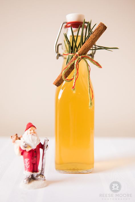 Preserving Vegetables, Seville Orange, Homemade Christmas Gift, Bitters Recipe, Orange Liquor, Sour Orange, Orange Jam, I Love My Family, Florida Food