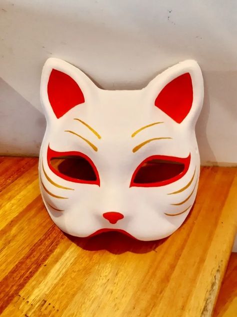 Mascara Amor De Gata Netflix Anime Cosplay Neko Kitsune Oni | Mercado Libre Cool Masks Anime, Diy Anime Accessories, Diy Anime Decor Ideas, Mascara Kitsune, Hot Anime Cosplay, Anime Diys, Anime Diy, Accessories Anime, Kitsune Mask